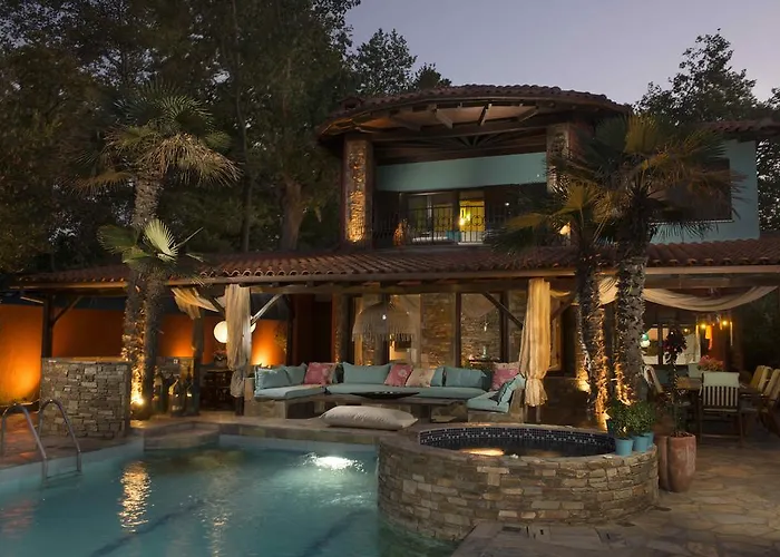 Efharis Beachfront *