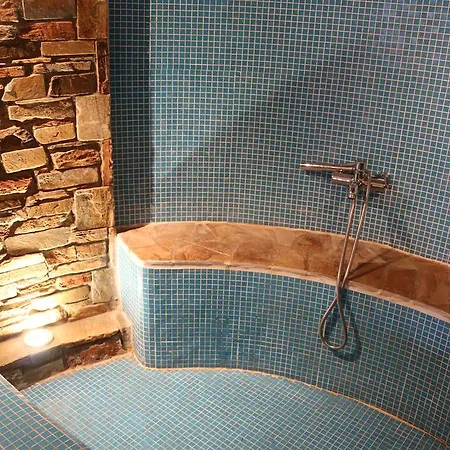 Efharis Beachfront Villa *